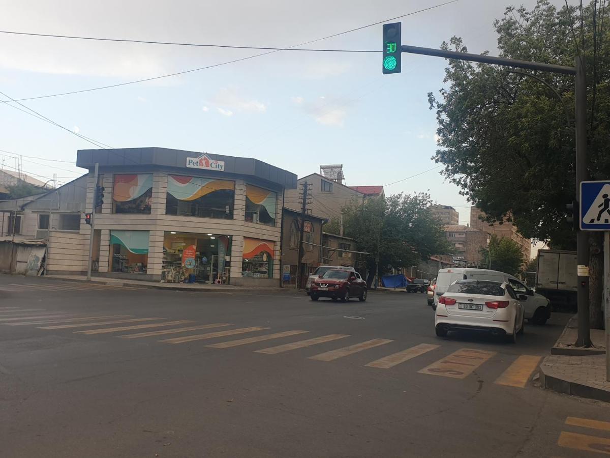 Sunny Close To Erebuni Mall *