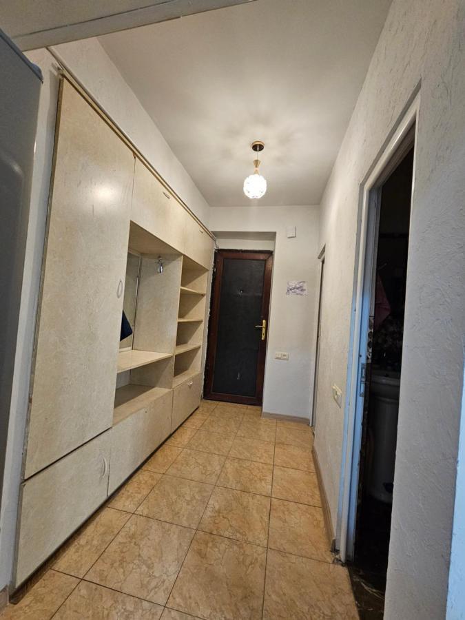 Sunny Close To Erebuni Mall * Yerevan